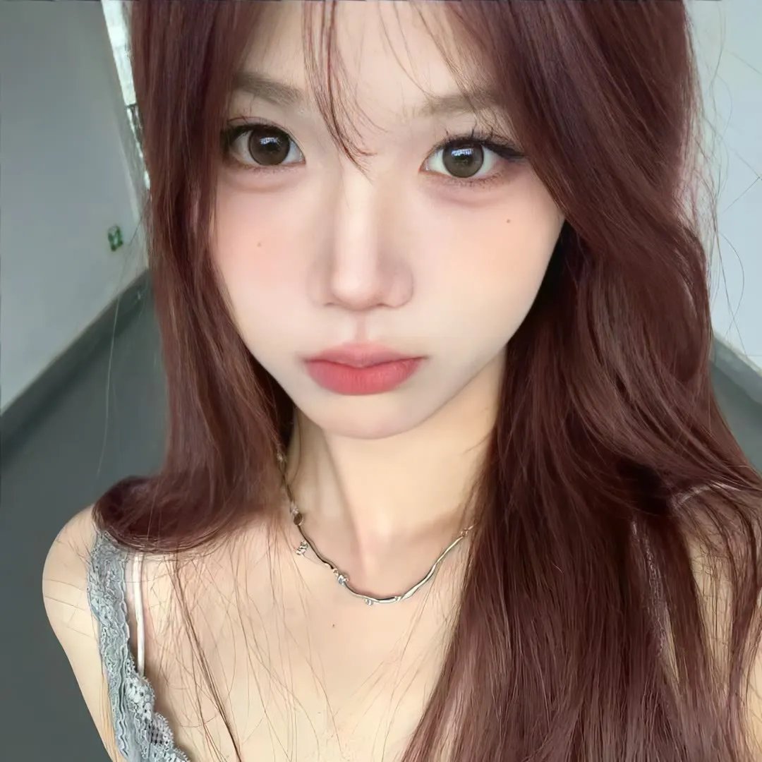 小男友藏不住了